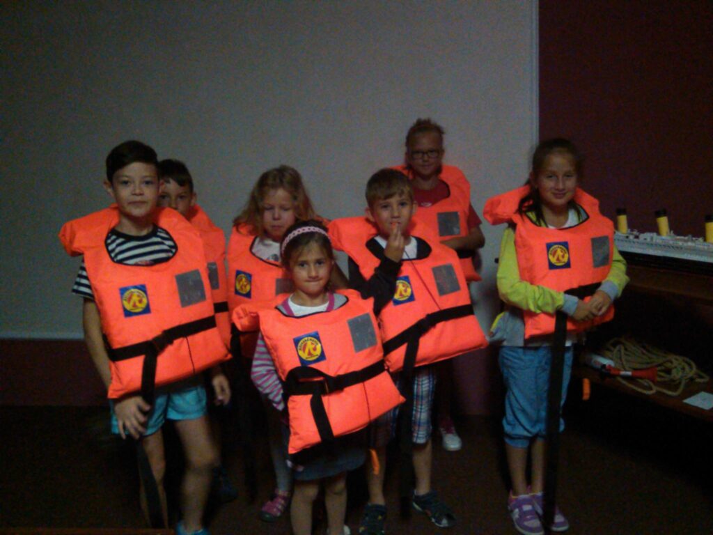 14107623_1003386533111260_7940478171488622533_o